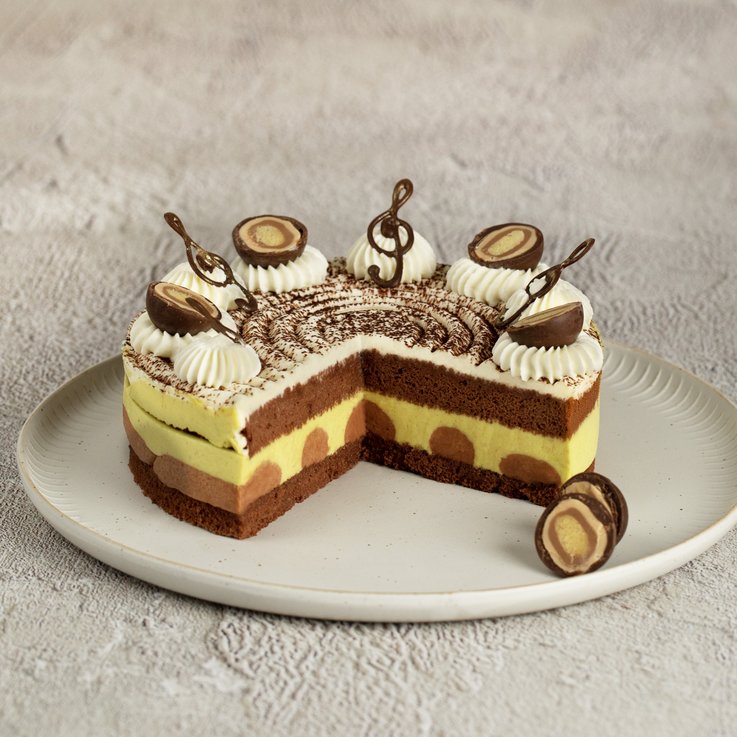 Tarta Mozart con crema de chocolate y vainilla.